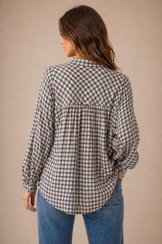 BELLA DAHL SHIRRED MANDARIN COLLAR SHIRT