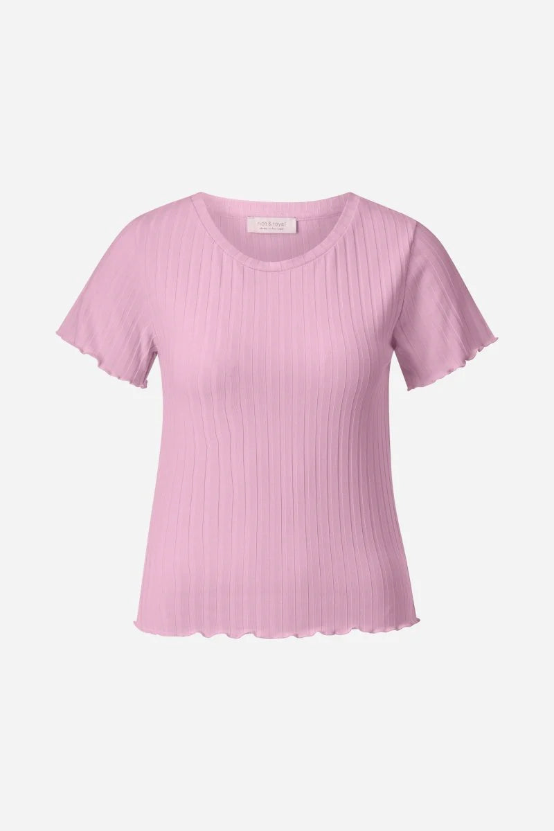 RICH & ROYAL FIGURE-HUGGING RIBBED SHIRT