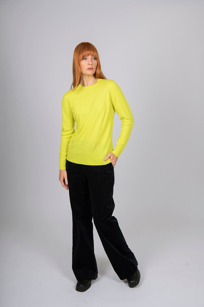 ESSENTIAL CREW NECK PULLOVER