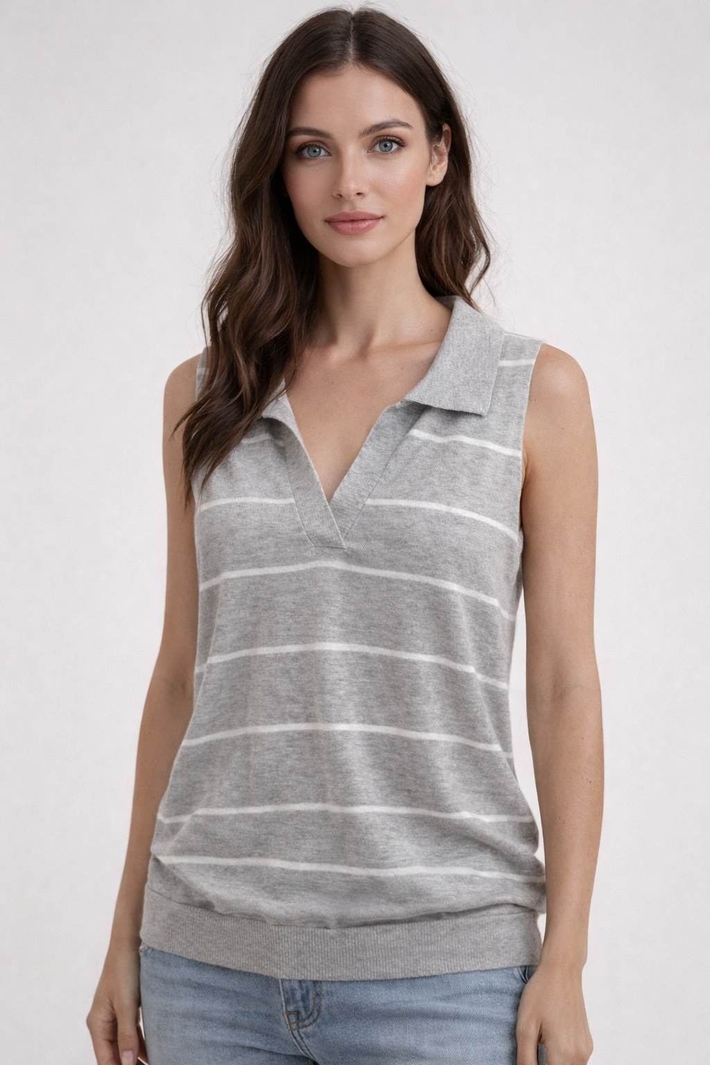 BELLA DAHL SLEEVELESS PLACKET PULLOVER