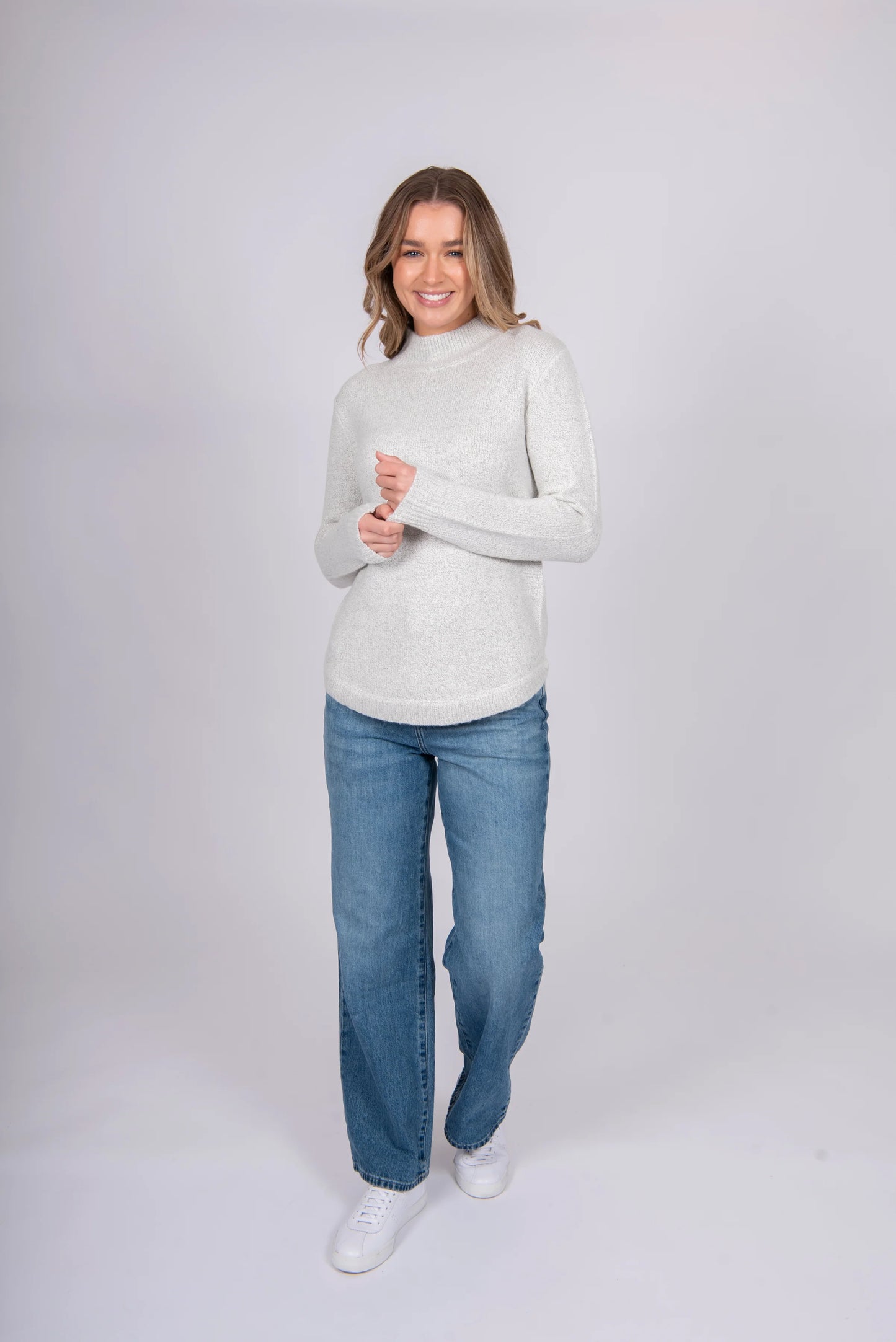 Bella - High Crew Cross-over Hem