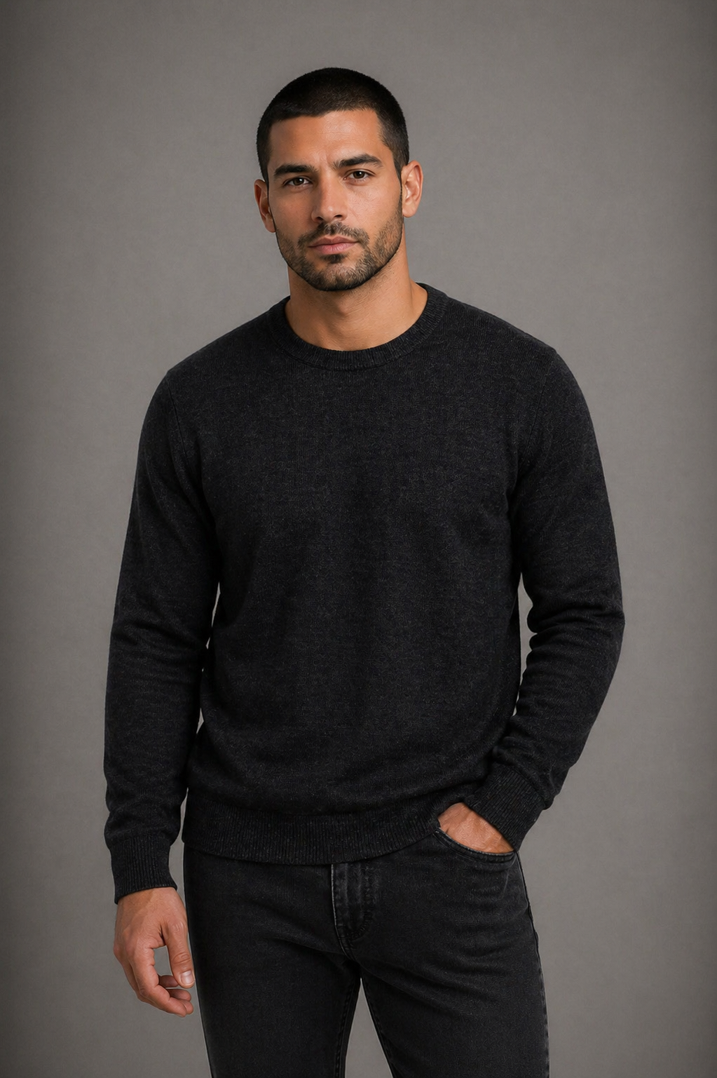 Fields Classics - Crew Neck Pullover with Rib Basque