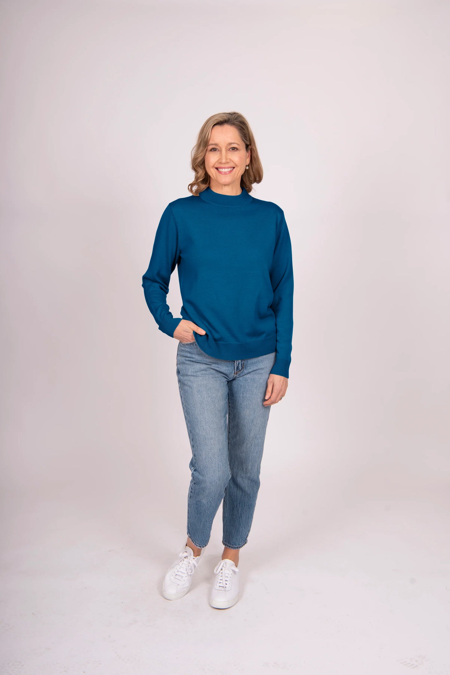 Bella - Stock Service Turtle Neck