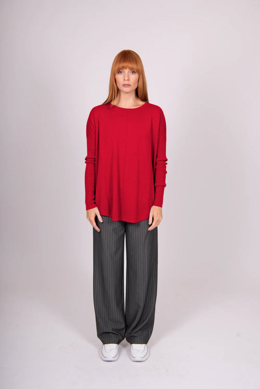Queen Crew Neck Curved Hem Pullover