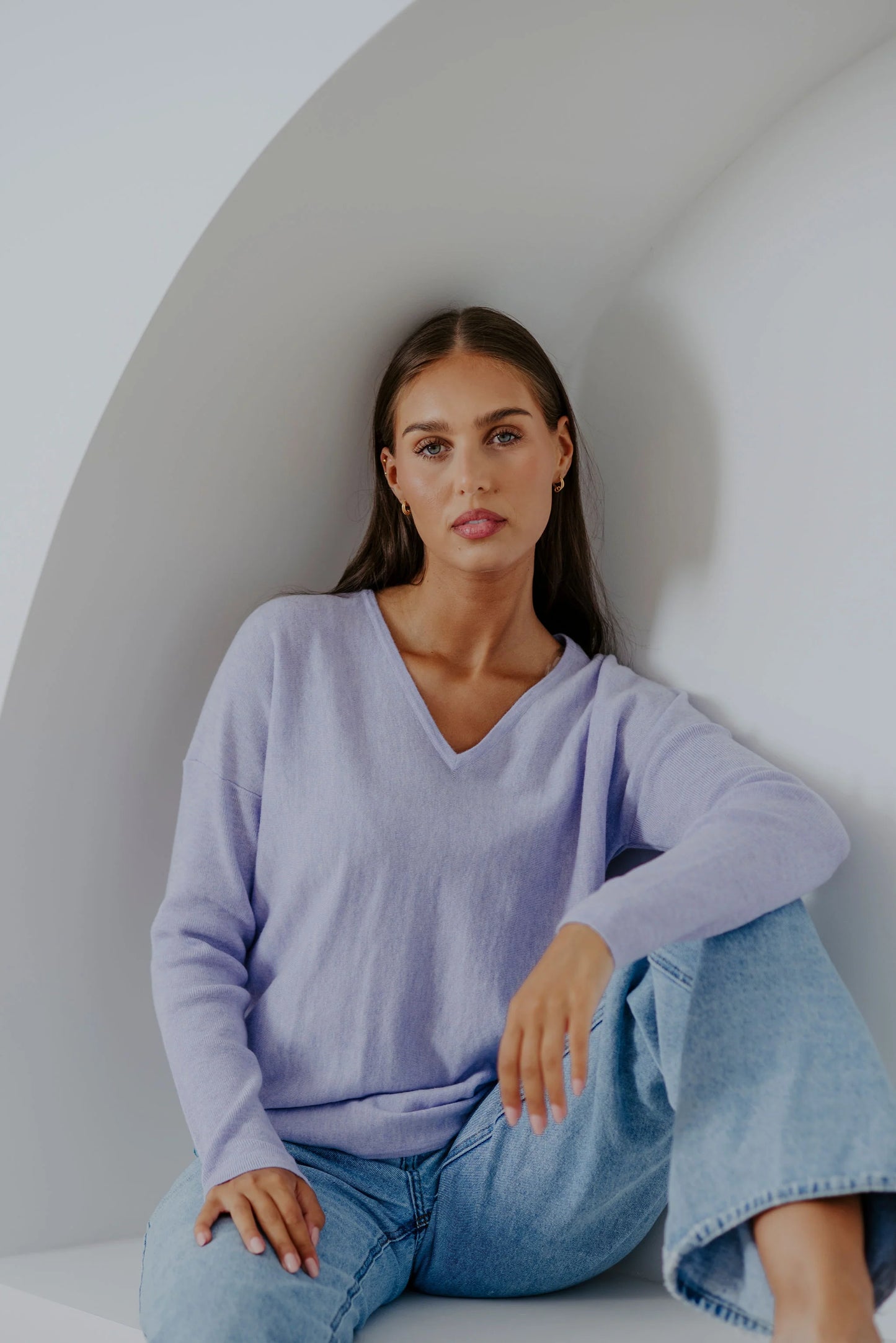 Princess Vee Curve Hem Pullover