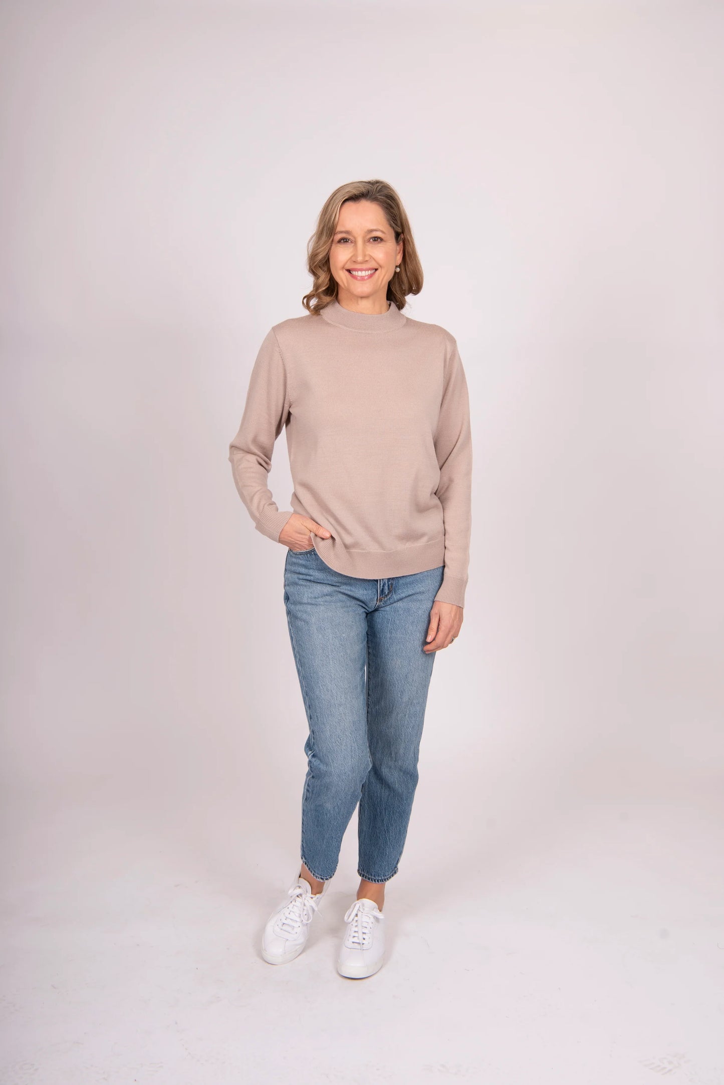 Bella - Stock Service Turtle Neck