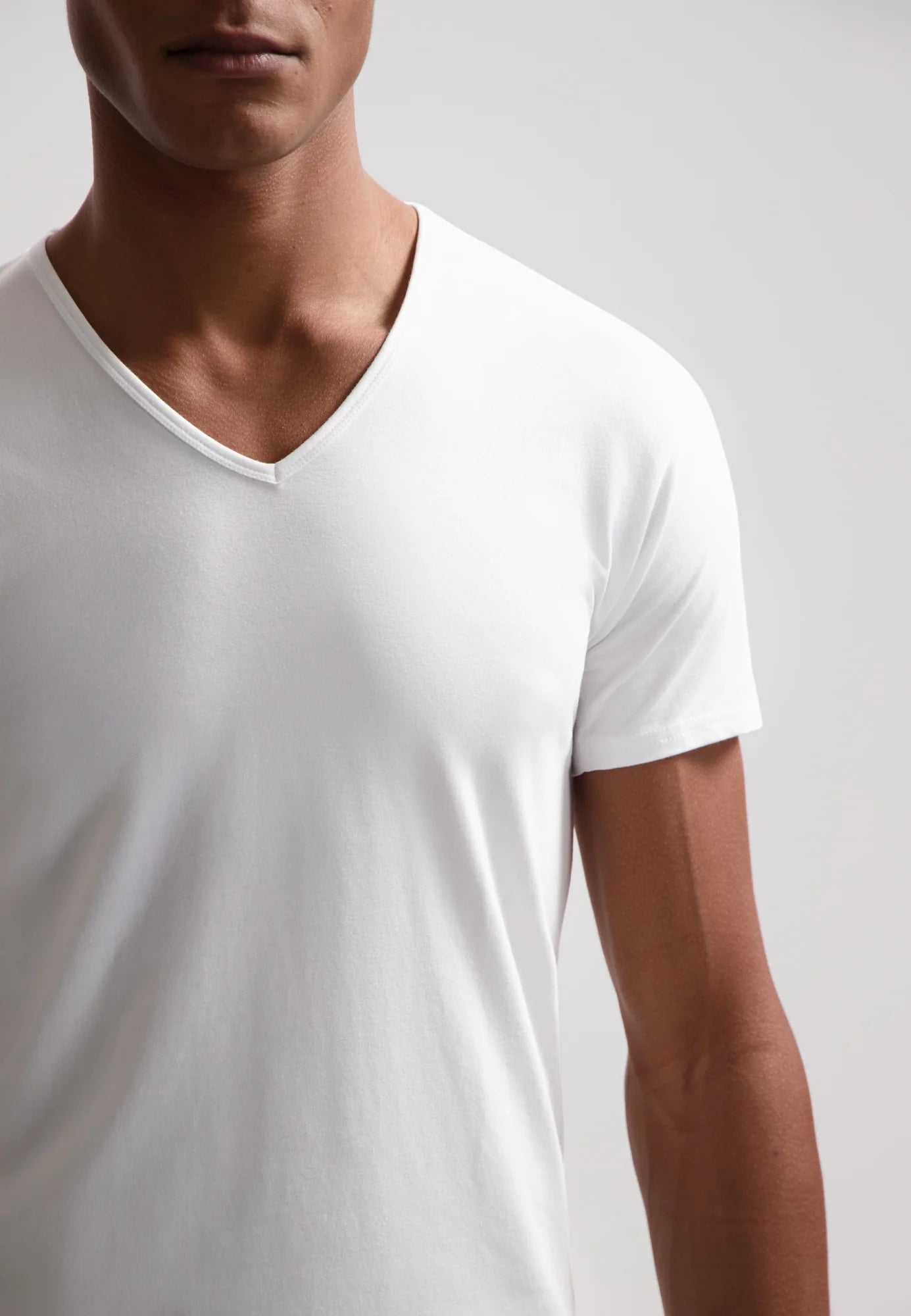 DSTREZZED EASTWOOD 2 PACK VEE OR CREW NECK BAMBOO BLEND