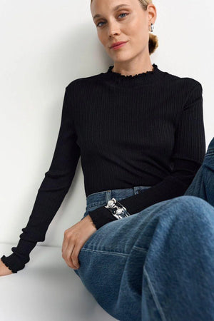 RICH & ROYAL RIBBED RUFFLED NECK LONG SLEEVE MADE IN PORTUGAL