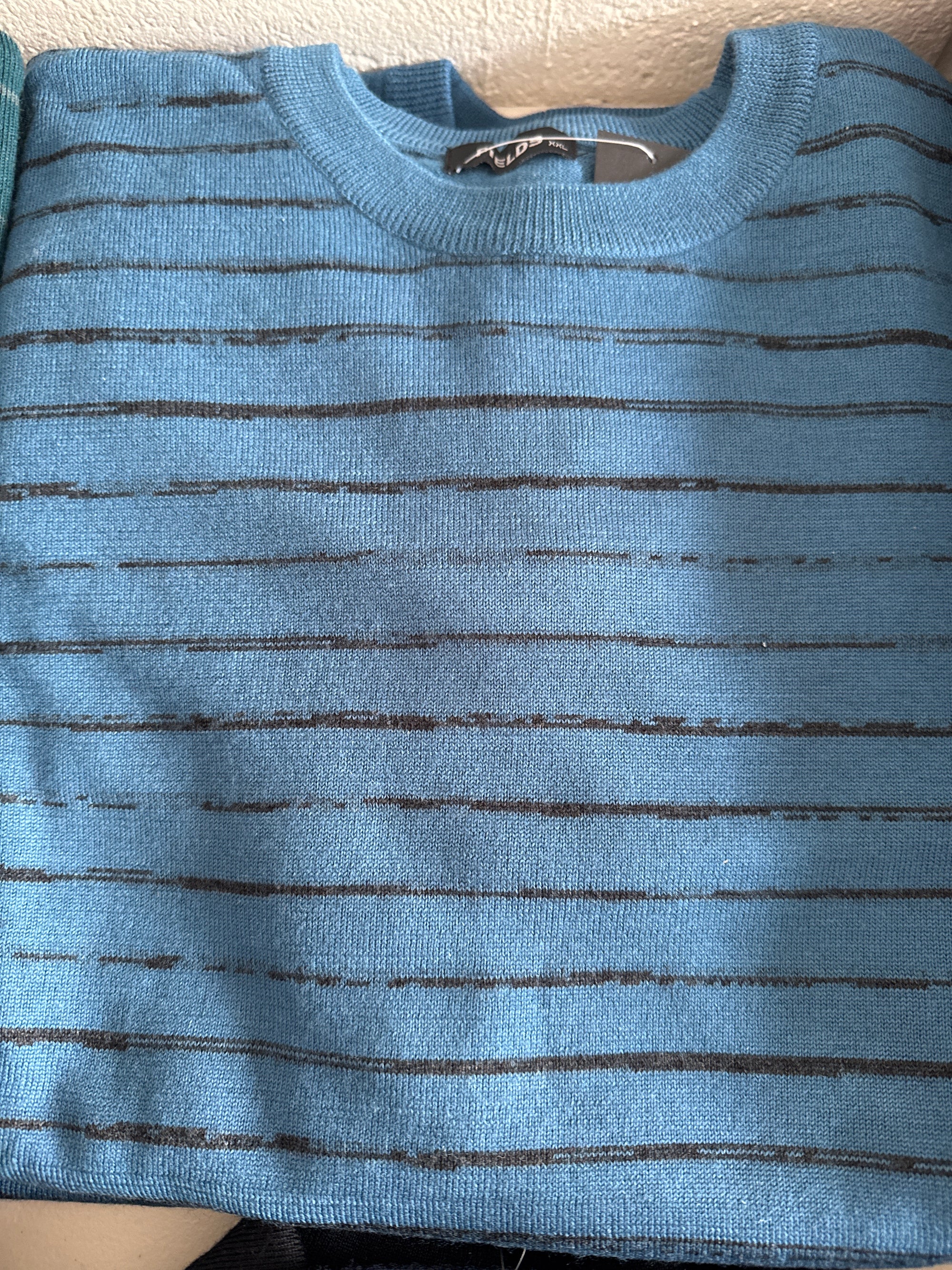 Fields Pure merino Crew neck with lines
