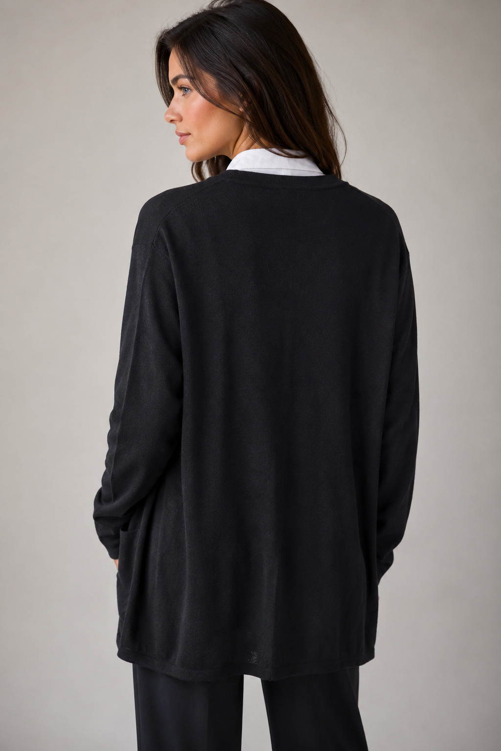 LADIES LONG SLEEVE V-NECK CARDIGAN WITH POCKETS