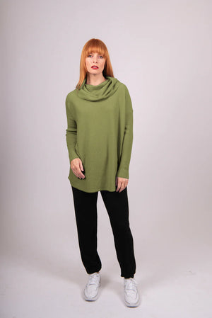 ESSENTIAL CURVED HEM COWL NECK PULLOVER