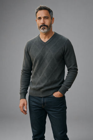 Fields Knitwear v neck Pure merino wool triangle