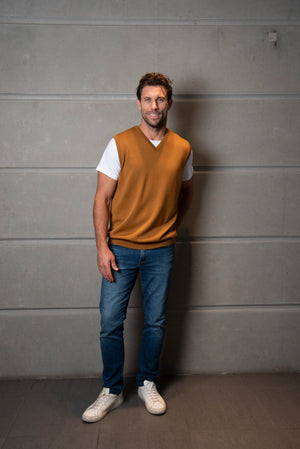 Pure Merino Wool Sleeveless Vest – Rib Basque Design