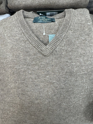 ANSETT Gold Slim Fitted Cashmere & Wool V-Neck Pullover