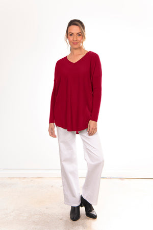 ESSENTIAL CURVED HEM VEE PULLOVER BRIDGE & LORD CASHMERE / MERINO