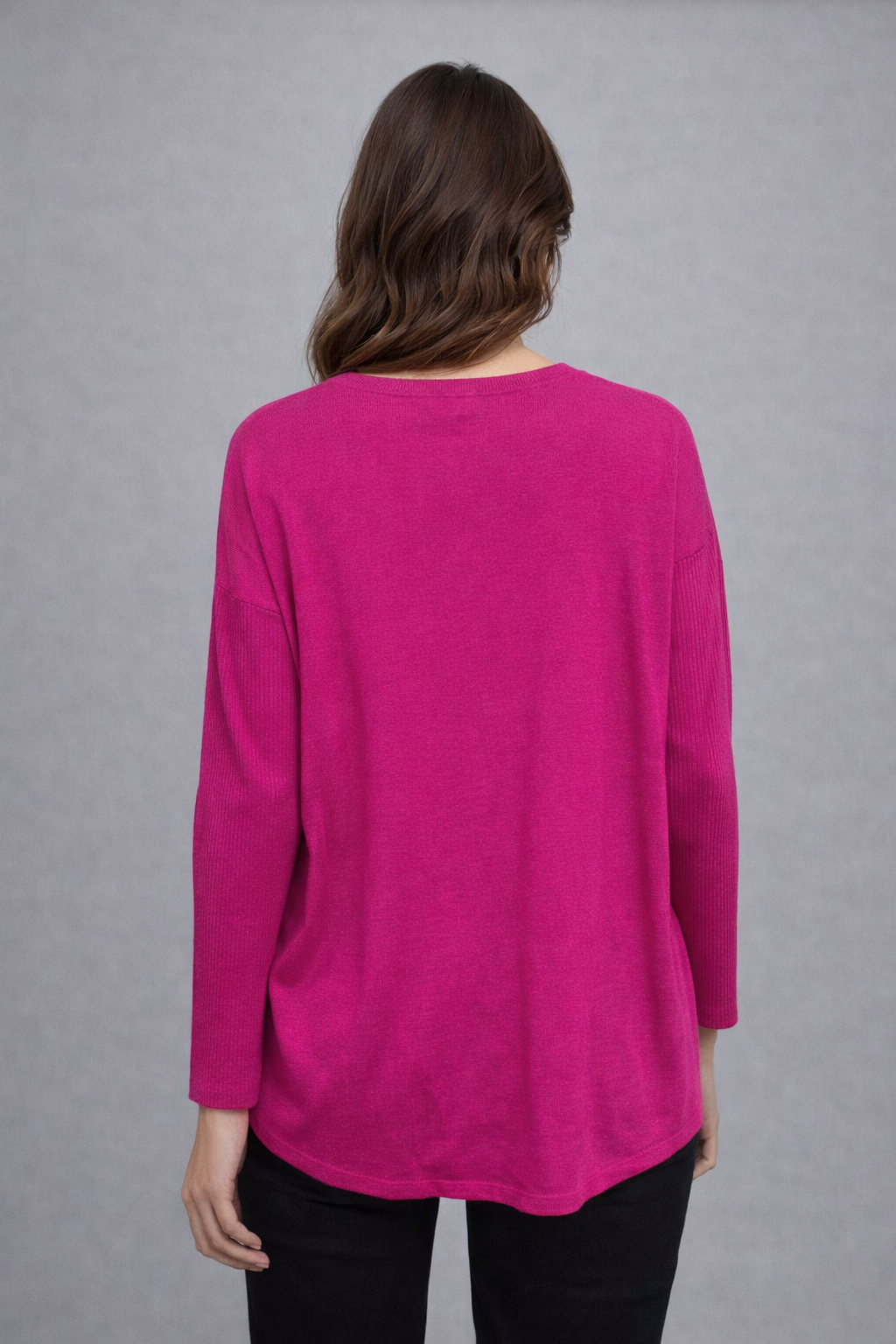 PURE WOOL CURVED VEE NECK PULLOVER