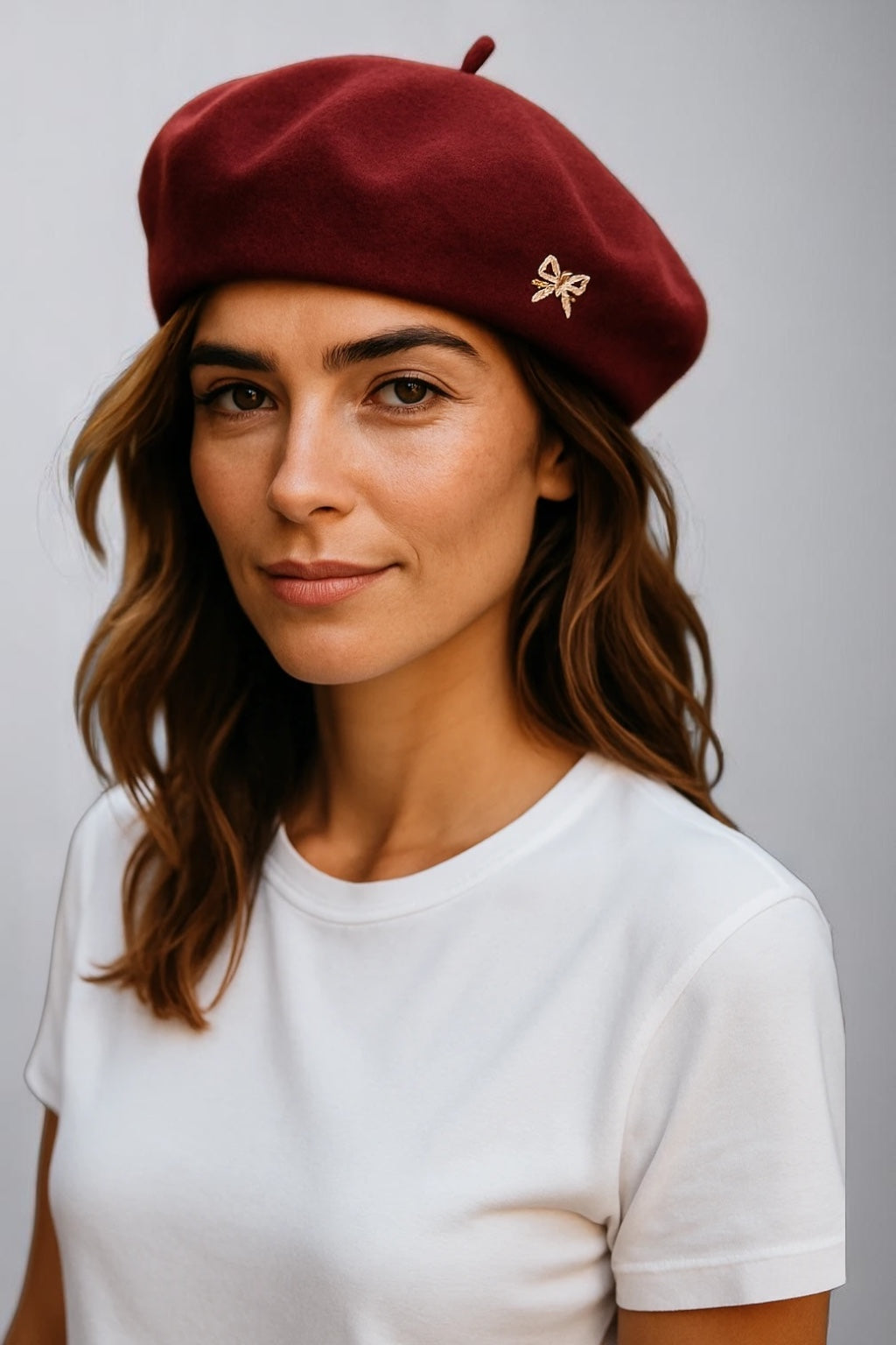 PURE CASHMERE BERET WITH A BOW