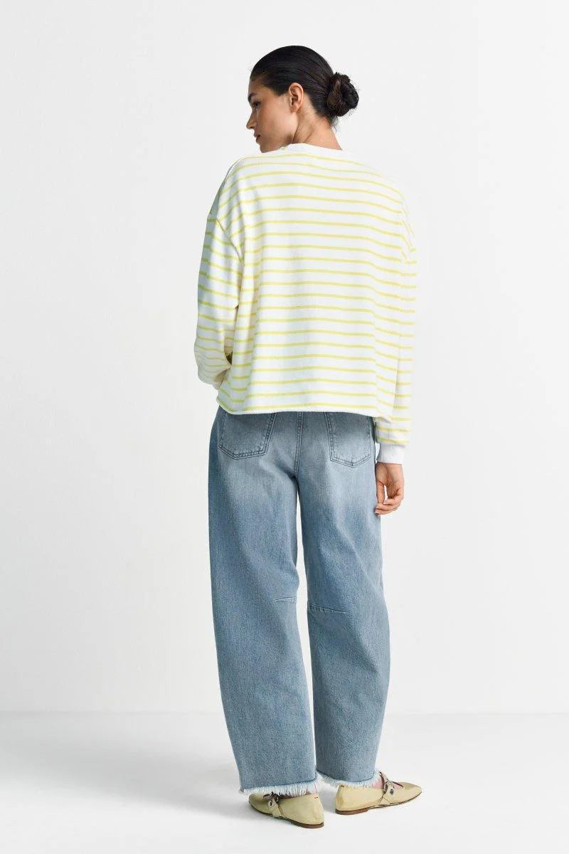 RICH & ROYAL STRIPPED CROPPED OVERSIZED SWEATER