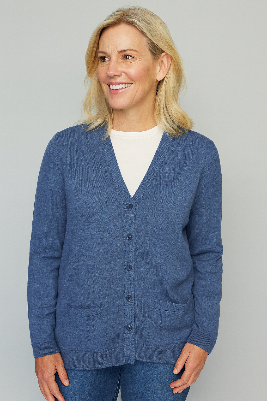 Sovrano deep Vee cardigan with pockets pure merino
