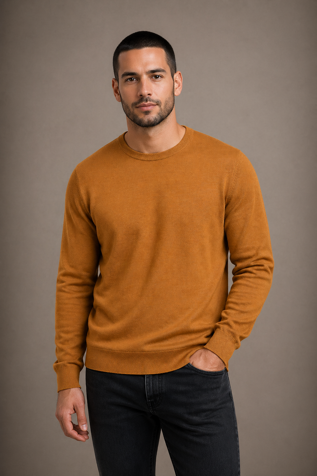 Fields Classics - Crew Neck Pullover with Rib Basque