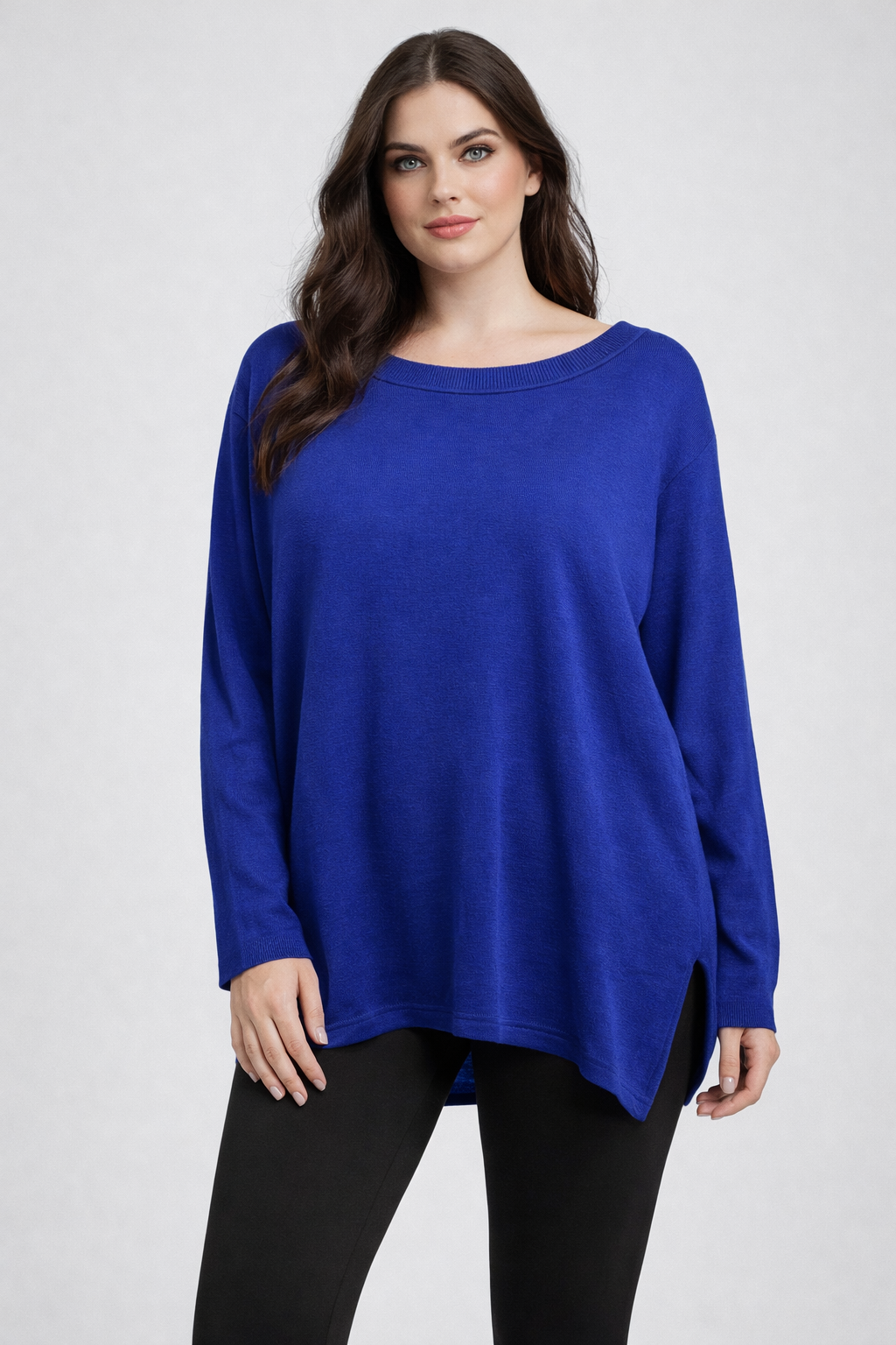 PURE WOOL CREW OVERSIZED PULLOVER WITH BUTTONS BACK