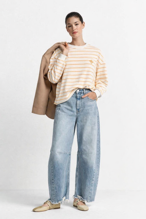 RICH & ROYAL STRIPPED CROPPED OVERSIZED SWEATER