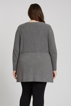 Fields Women Plus Size Vee neck Pullover With pockets