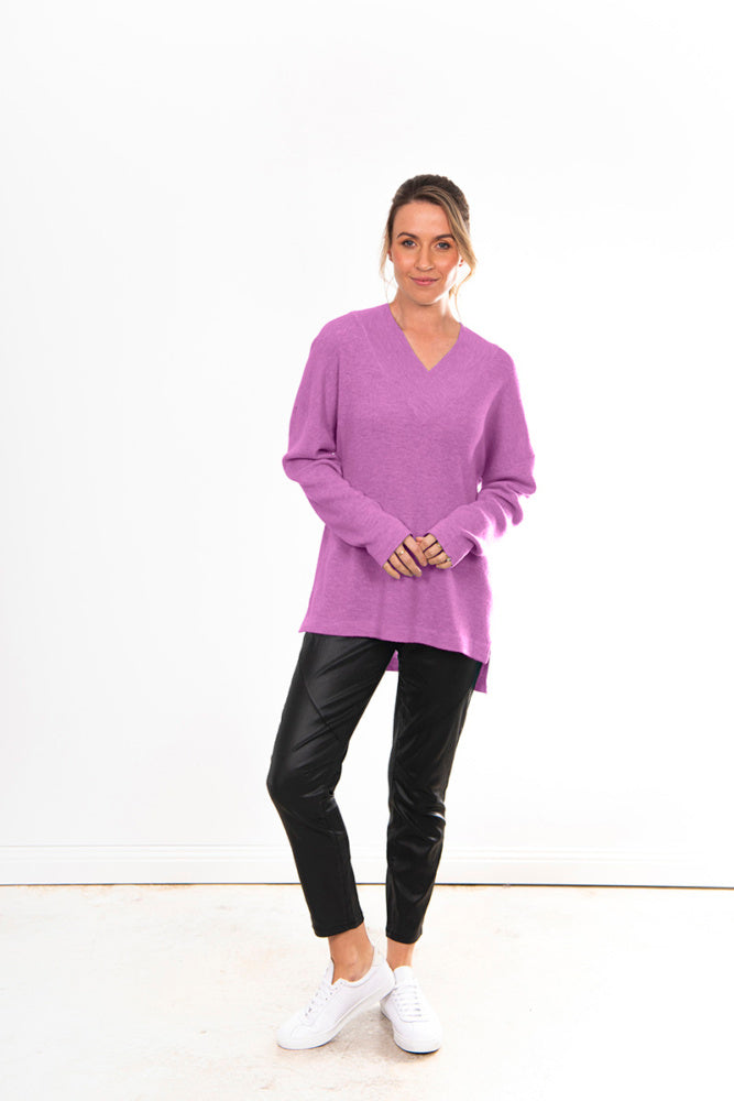 VEE NECK PULLOVER WITH OVERLAP NECK