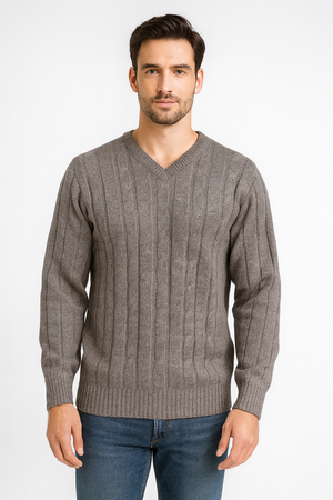 ANSETT PURE WOOL V-NECK CABLE PULLOVER