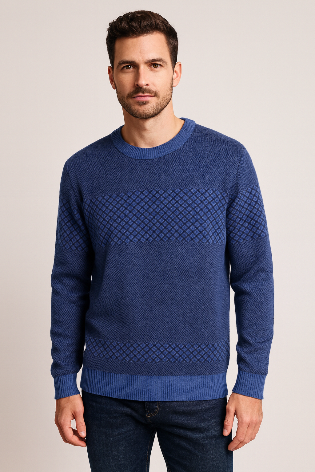 Pattern crew pullover