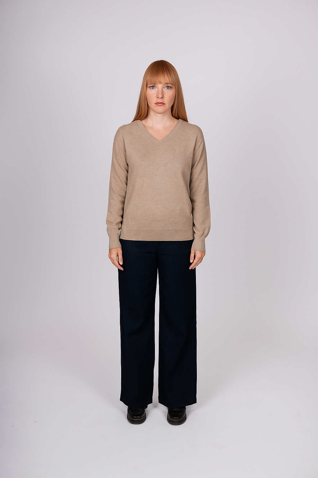 ESSENTIAL FASHION VEE NECK PULLOVER