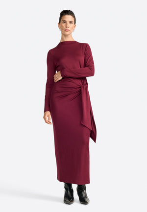 RICH & ROYAL MAXI DRESS RUBY GLOW