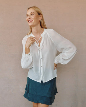 BELLA DAHL FULL SLEEVE RAGLAN BUTTON DOWN