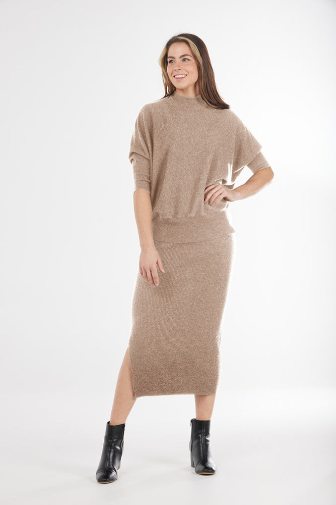 BASIC RIBBED KNIT SKIRT WITH SPLIT