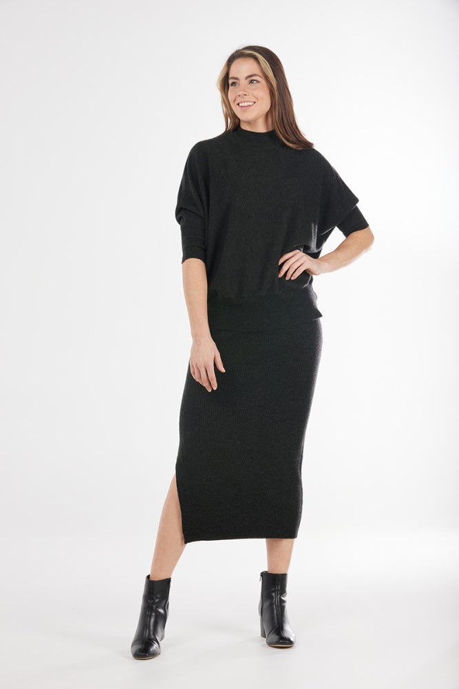 BASIC RIBBED KNIT SKIRT WITH SPLIT