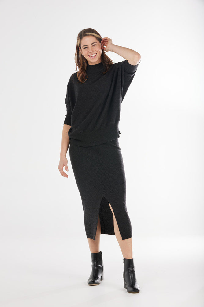 BASIC RIBBED KNIT SKIRT WITH SPLIT