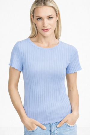 RICH & ROYAL FIGURE-HUGGING RIBBED SHIRT