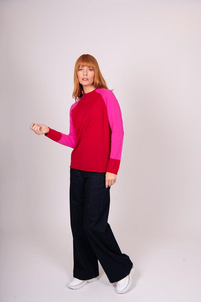 COLOUR BLOCK ROLL TRIM PULLOVER