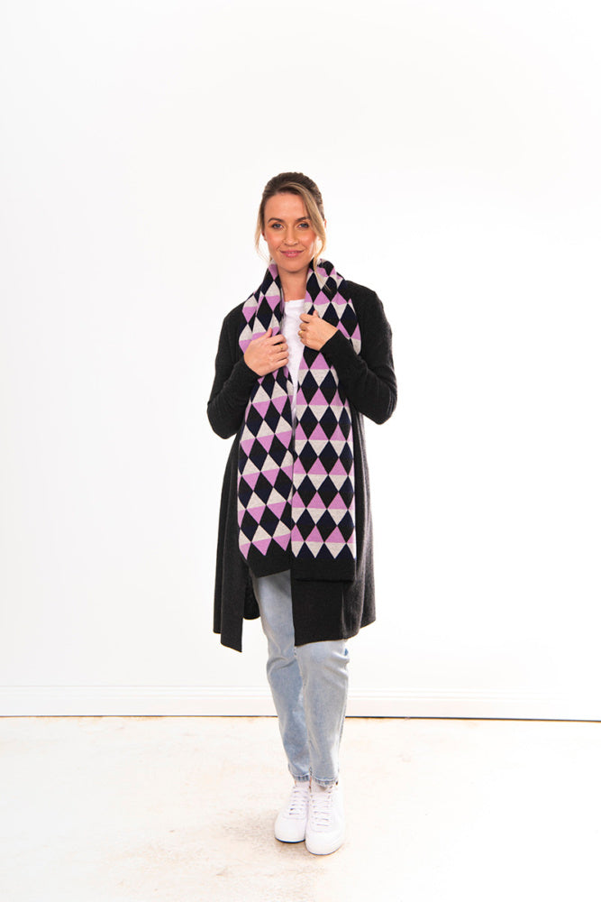 CASHMERE/MERINO TRIANGLE JACQUARD SCARF