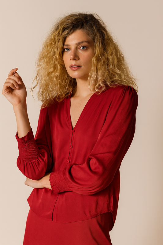 BELLA DAHL SMOCKED CUFF BUTTON DOWN