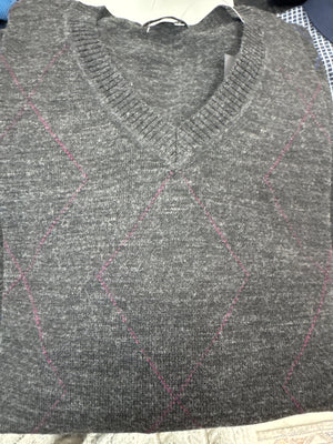 Fields Knitwear V-Neck Argyle Pullover – Pure Australian Merino Wool