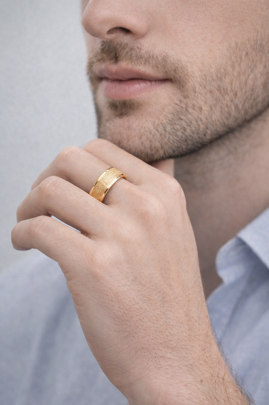 Smart Ring with Charging Case