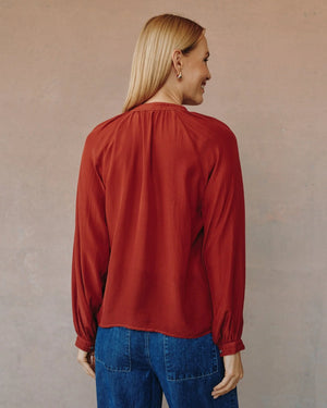 BELLA DAHL FULL SLEEVE RAGLAN BUTTON DOWN