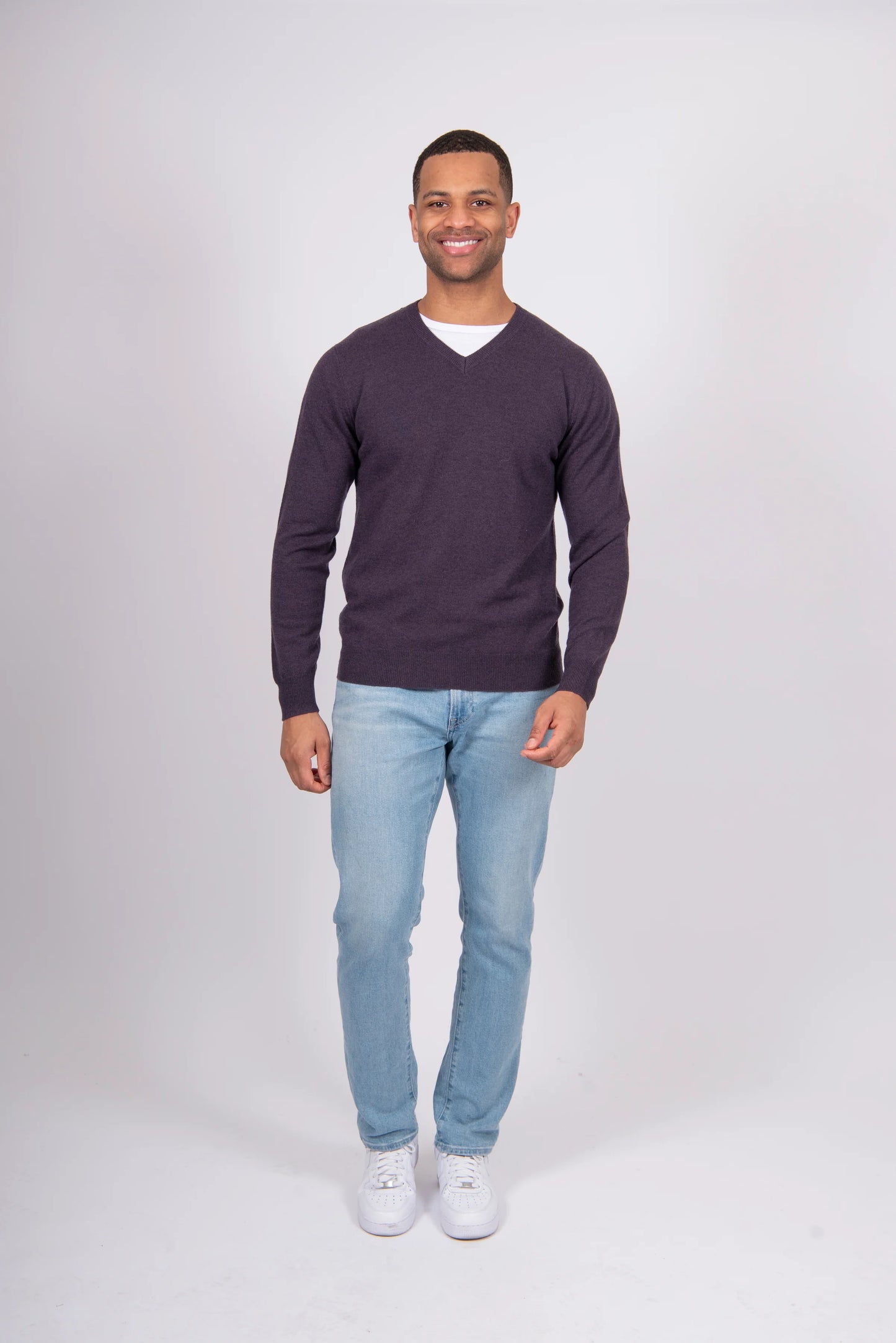 MERINO/ CASHMERE ESSENTIAL VEE NECK PULLOVER