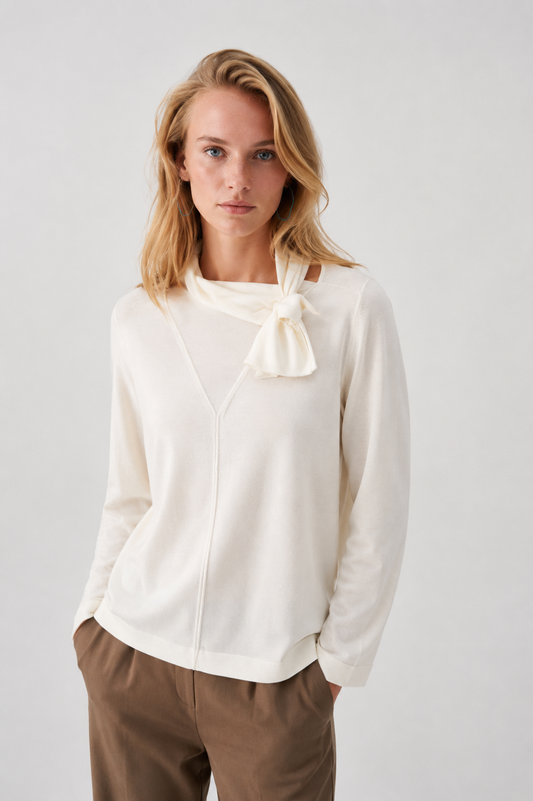 Beatrice Long sleeve pullover