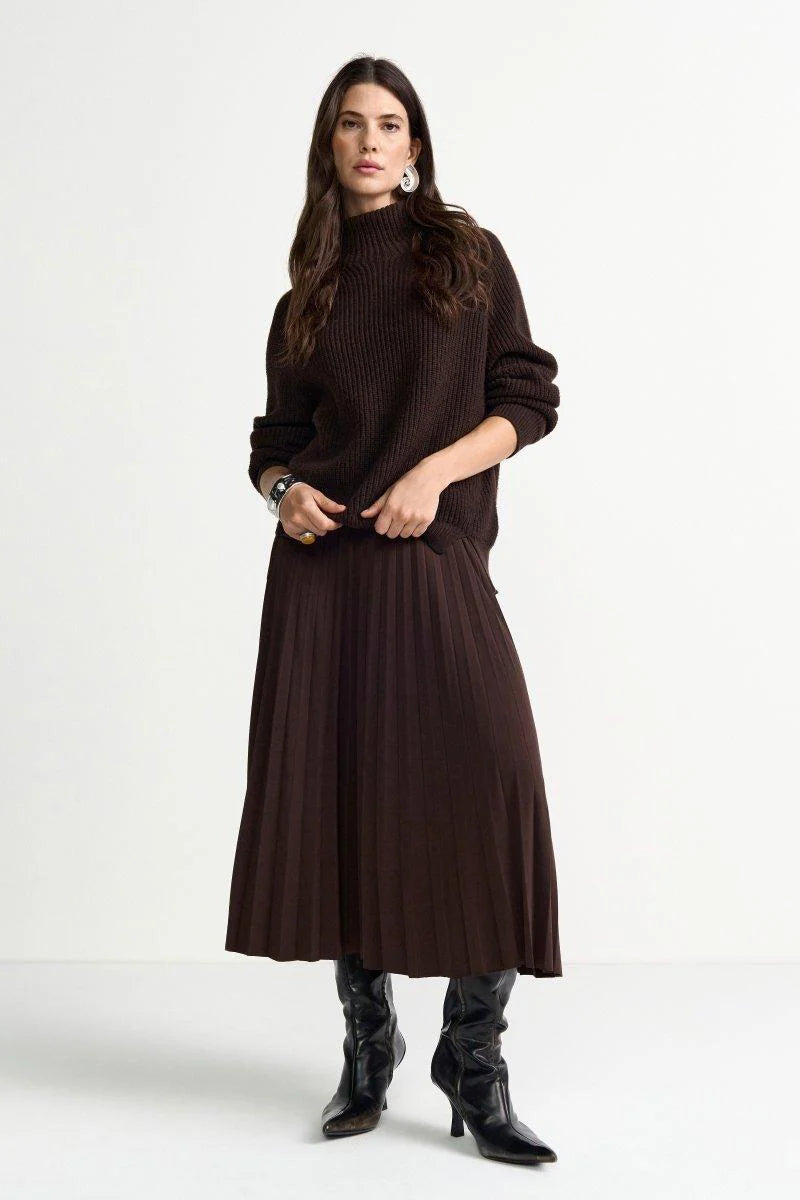 RICH & ROYAL PLEATED SKIRT WITH ELASTIC WAISTBAND