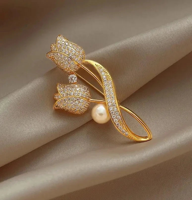 TAHLIA JEWELLERY SMALL BROOCH