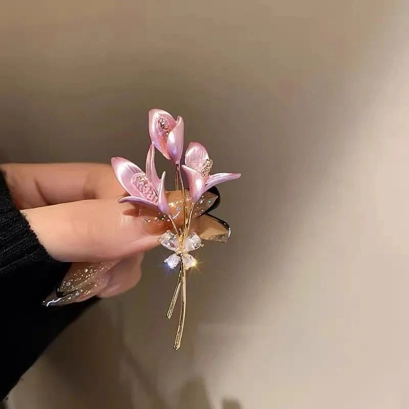 TAHLIA JEWELLERY SMALL BROOCH