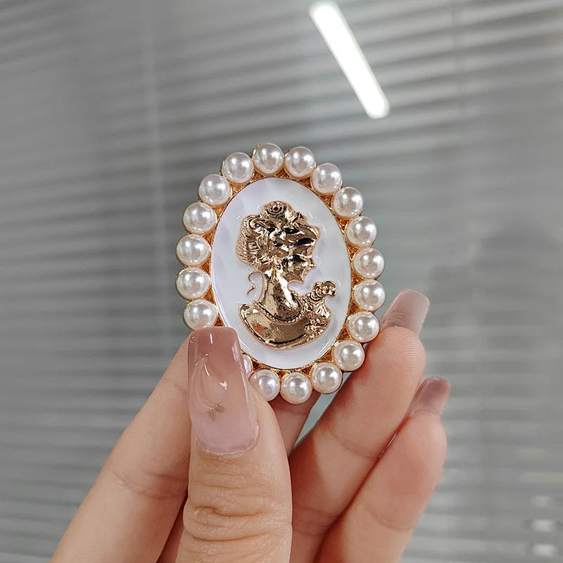 TAHLIA JEWELLERY SMALL BROOCH