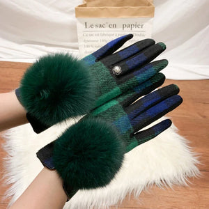 Cashmere Gloves With Fox Fur